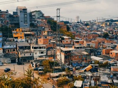 Poluição atinge mais áreas pobres e negras em Minas Gerais, aponta estudo