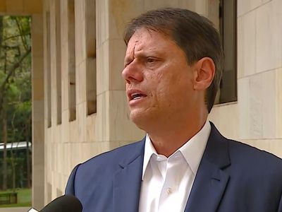 Governador de São Paulo pede ação proativa contra violência contra a mulher