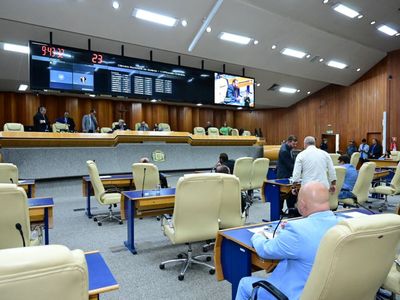 TCM libera parcialmente concurso da Câmara de Goiânia; três cargos seguem suspensos