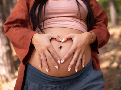 Especialista explica por que barriga de grávida varia de tamanho e desmistifica especulações