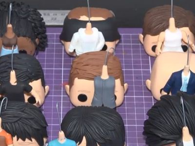 Irmãs gêmeas de Campina Grande viram paixão geek em negócio de bonecos