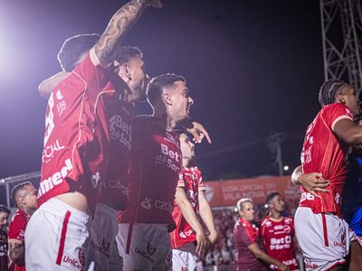 Vila Nova assume liderança da Série B e terá mais um jogo em casa