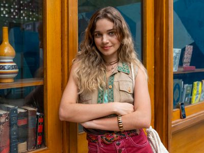Domithila Cattete estreia em 'Por Você' como neta de Iracema e movimenta trama familiar
