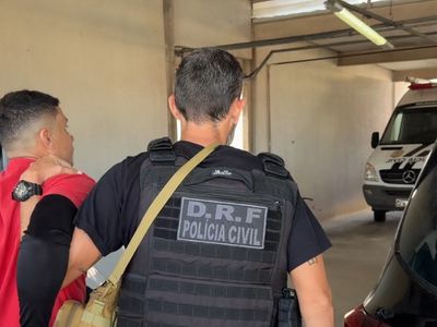 Homem preso de assalto com família refém na praia do Seixas João Pessoa