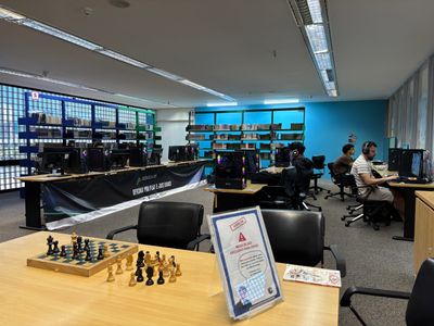 Bibliotecas do DF misturam livros, mangás e videogames; Goiânia pode copiar modelo?