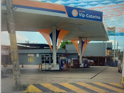 PF investiga postos no RJ por lavagem com licença assinada por secretário morto