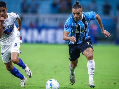 Grêmio paga R$ 5 milhões ao Goiás por novo lateral-direito