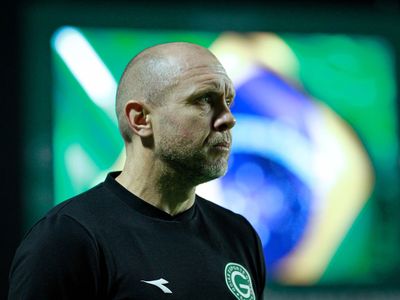 Mozart diz que 'nem conhecia' presidente executivo do Goiás que renunciou