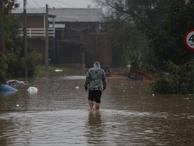 Rios do Rio Grande do Sul atingem cota de inundação e 73 municípios entram em alerta