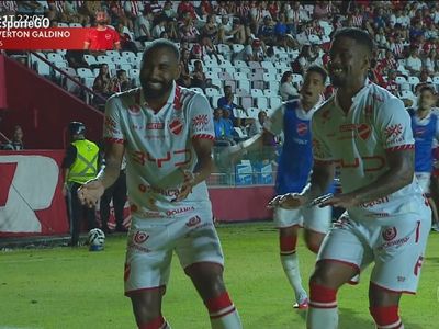 Ingressos esgotados em menos de 4h para jogo entre líderes da Série B em Goiânia