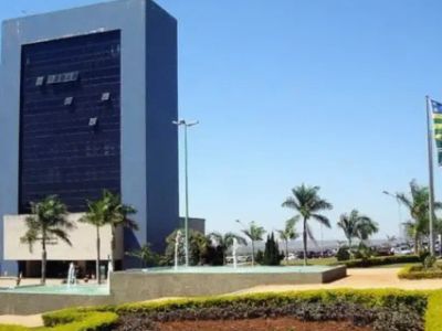 Prefeitura de Goiânia pode dever R$ 5 mi por prédio sem uso