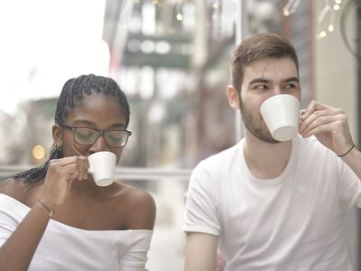Consumo moderado de café pode reduzir risco cardiovascular, aponta estudo
