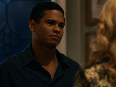 Adriana vira sócia da joalheria e acirra disputa familiar em 'Quem Ama Cuida'
