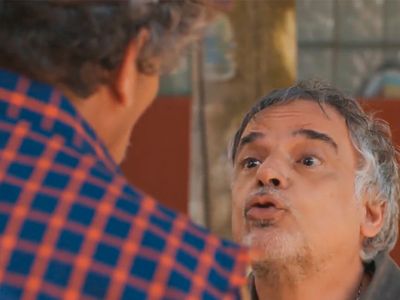 Juarez agride Zé após tiroteio em 'Por Você'