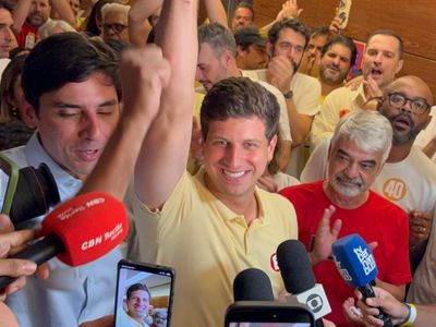 João Campos concede derrota em Pernambuco e destaca volume de propostas da campanha