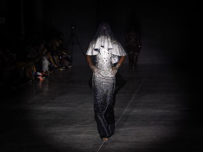 Artemisi encerra segundo dia do SPFW N61 com coleção que une artesanato e tecnologia