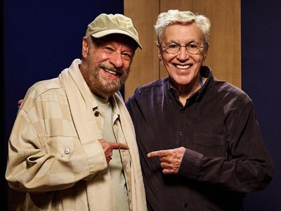 João Bosco, Chico Buarque e Caetano Veloso se unem em 'Sinhá'