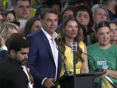 PL oficializa Flávio Bolsonaro como candidato à Presidência em convenção paulista
