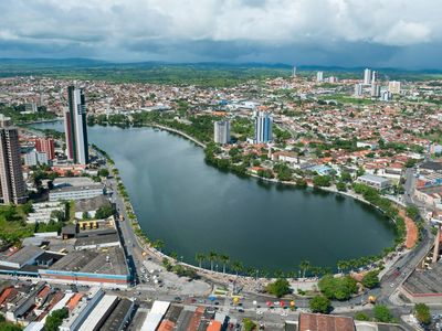 Campina Grande completa 162 anos e expõe dilemas de mobilidade que ecoam em Goiânia