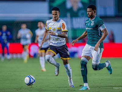Goiás encerra primeiro turno contra rival direto na Serrinha