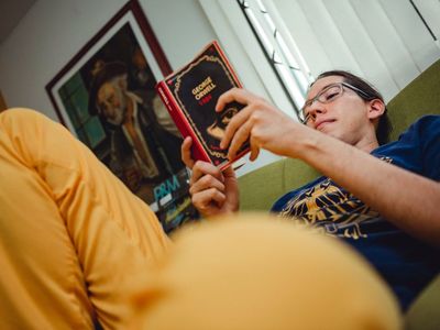 Ranking revela os 10 maiores ficcionistas de Goiás que reinventam a literatura local