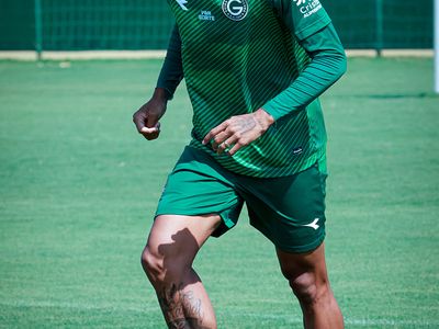 Goiás recupera três titulares para duelo contra o Athletic na Serrinha