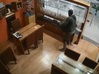 Furto de R$ 900 mil em joalheria em BH alerta para segurança em shoppings de Goiânia