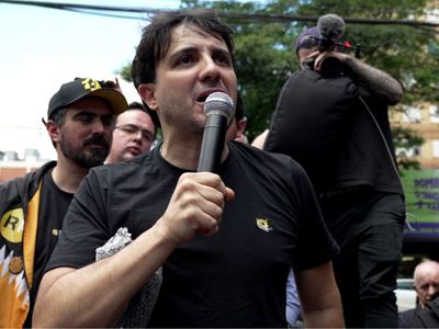 Renan Santos propõe fim de verba pública para super shows e defende cultura regional