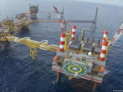 Petrobras e Pemex assinam acordo para explorar petróleo em conjunto