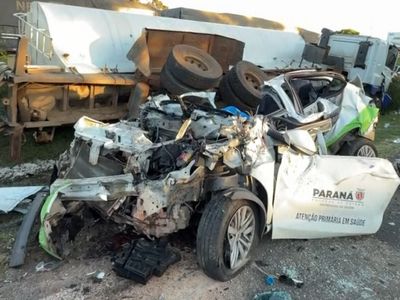 Caminhão perde freio e causa acidente mortal na PR-151, em Castro (PR)