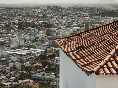 Casagrande lidera disputa pelo Senado no ES