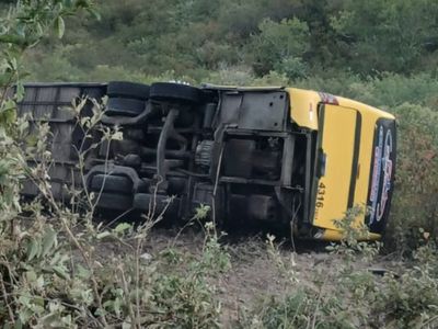 Ônibus com romeiros tomba no Ceará e deixa dois mortos; segurança em veículos religiosos é cobrada em Goiás