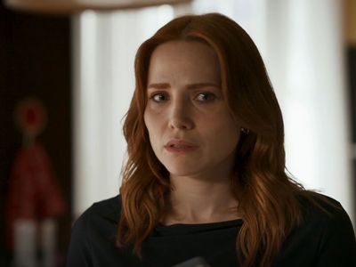 Adriana é inocentada na novela Quem Ama Cuida e sai no tapa com Pilar