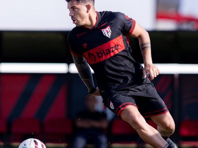 Presidente do Atlético-GO descarta estreia de David Terans contra América-MG