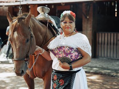 Família em Pirenópolis Preserva Tradição